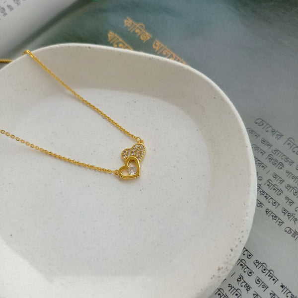 Radiant Blossom: 18K Gold-Plated Floral Pendant Necklace
