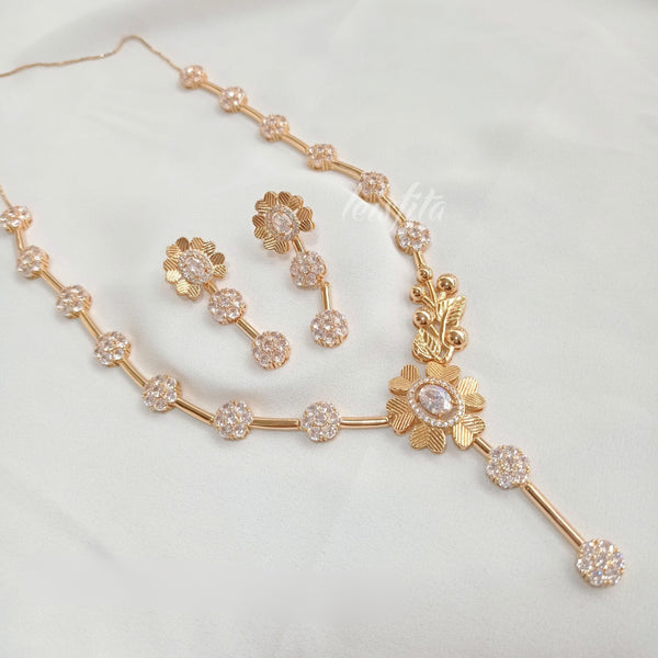 Enchanting Rose Gold Elegance: Exquisite 16k Gold-Plated Imitation Necklace Set