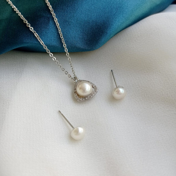 Eternal Elegance: Original Pearl Necklace & Earring Set with 925 Sterling Silver