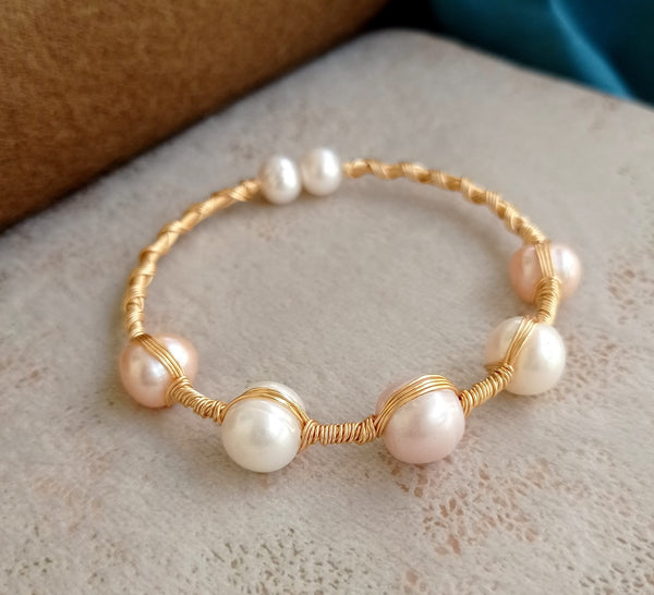 Free Size Pearl Bracelet New Arrival