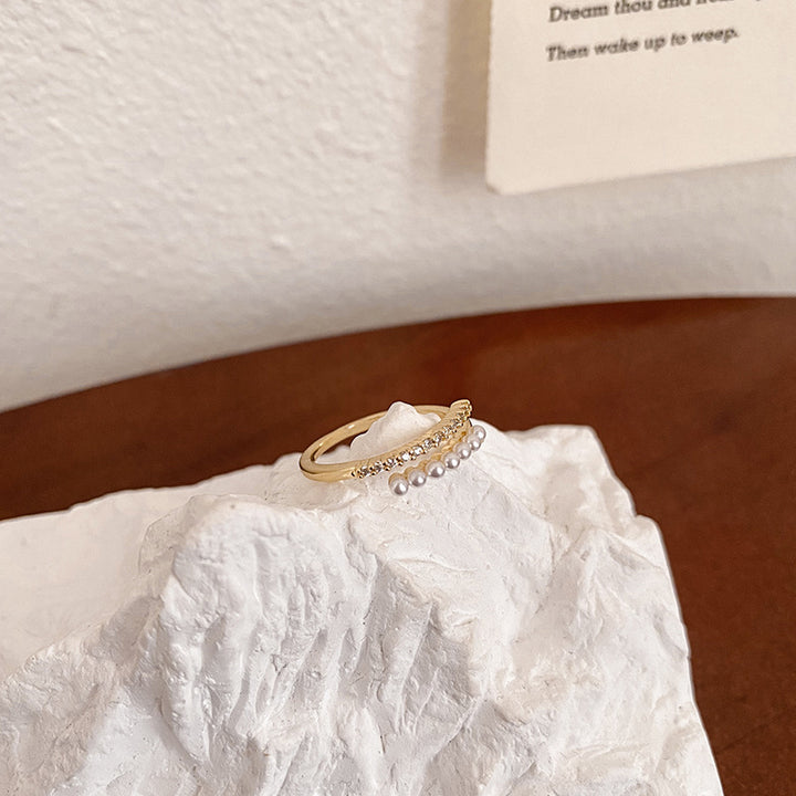 Trendy Women's Celebrity Type Index Finger Ring
