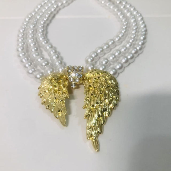 European Style Vintage Wing Pearl Necklace