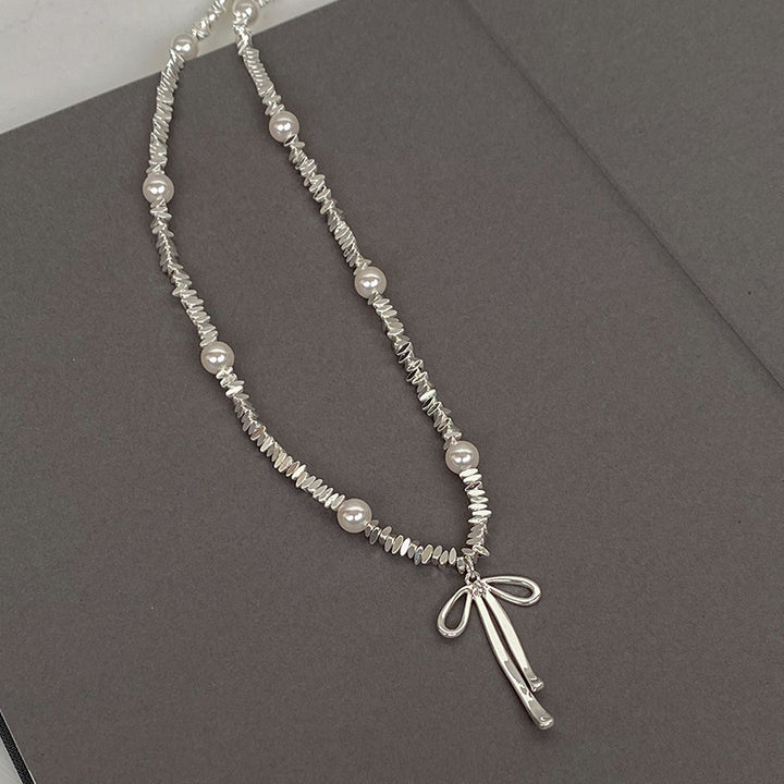 Girly Fresh Bow Crushed Pearl Necklace