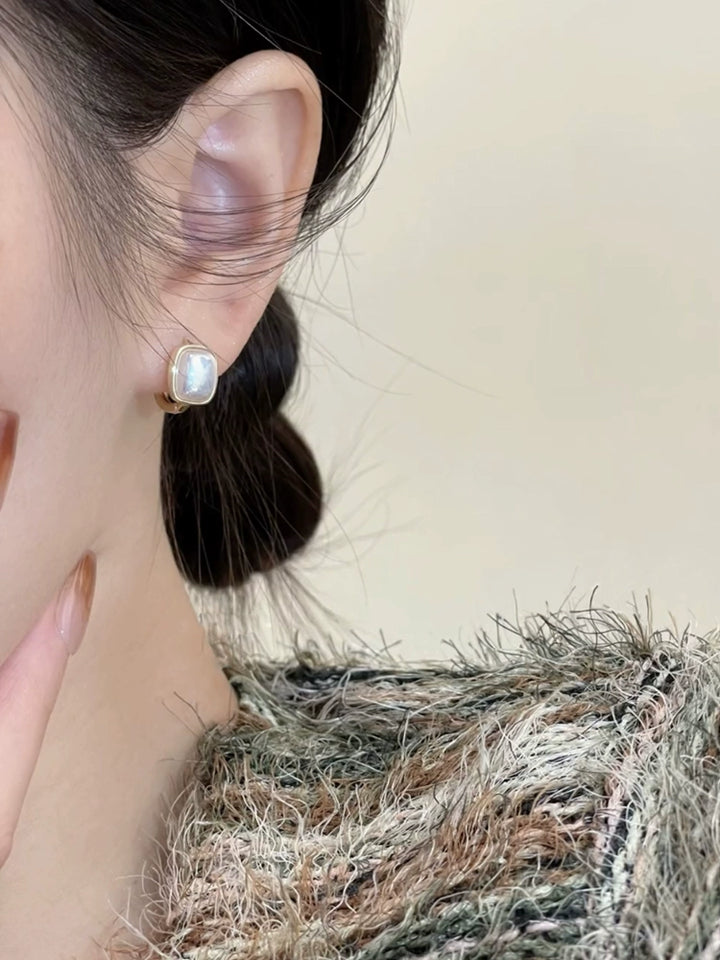 New Silver Square Pearl Earrings