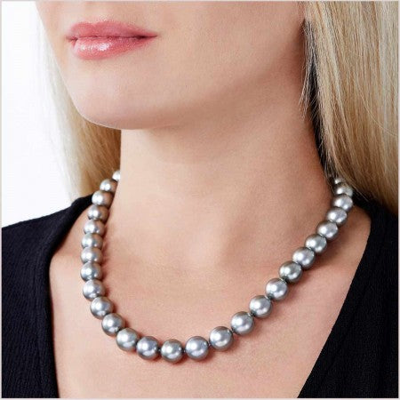 classic Tahitian necklaces Natural Grey Colour Pearls Necklace