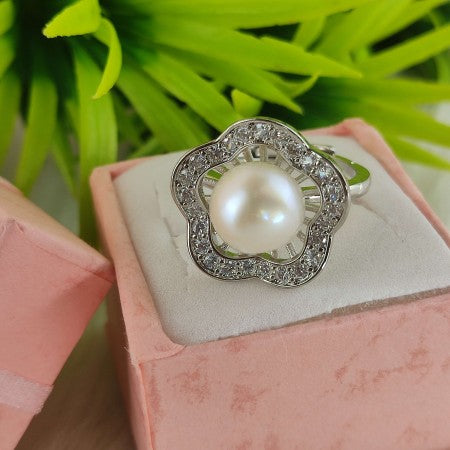 Fresh Water Pearl Flower Shape White Color Pearl finger Ring