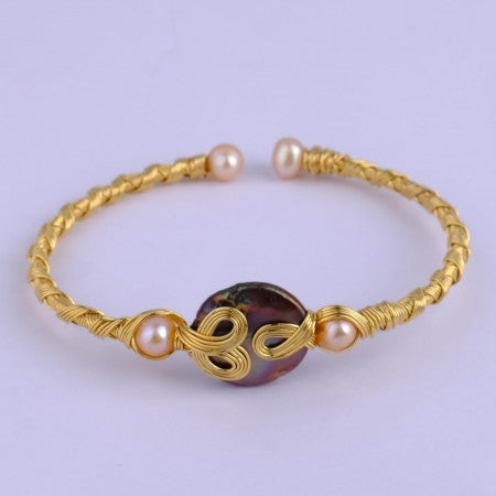 Fresh Water Pearl Black Color Pearl Adjustable Bracelet Gold Plated