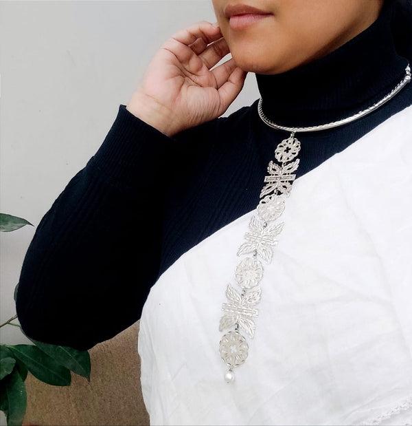 Jamdani Designs Necklace and Earring Set