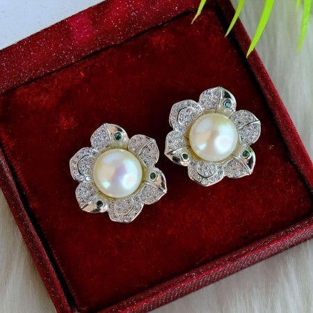 Fresh Water Pearl Flower Shape White Color Pearl Earring - LeisFita.com