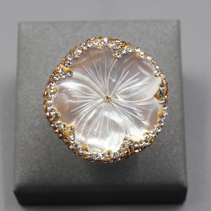 GG Jewelry Natural White Sea Shell Carved Flower Ring Golden CZ Fashion Women Jewelry Adjustable - LeisFita.com