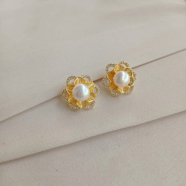 Gilded Glamour Pearl Earrings - LeisFita.com