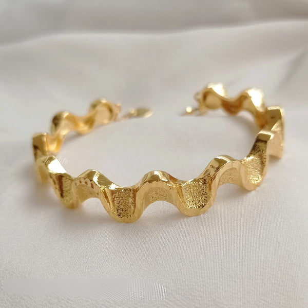 Gold-Plated Unique Designs Bracelet For Women - LeisFita.com